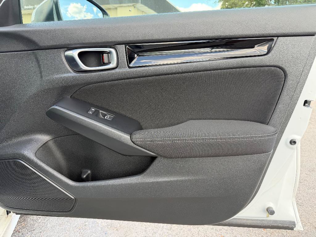 Used 2023 Honda Civic EX image 19