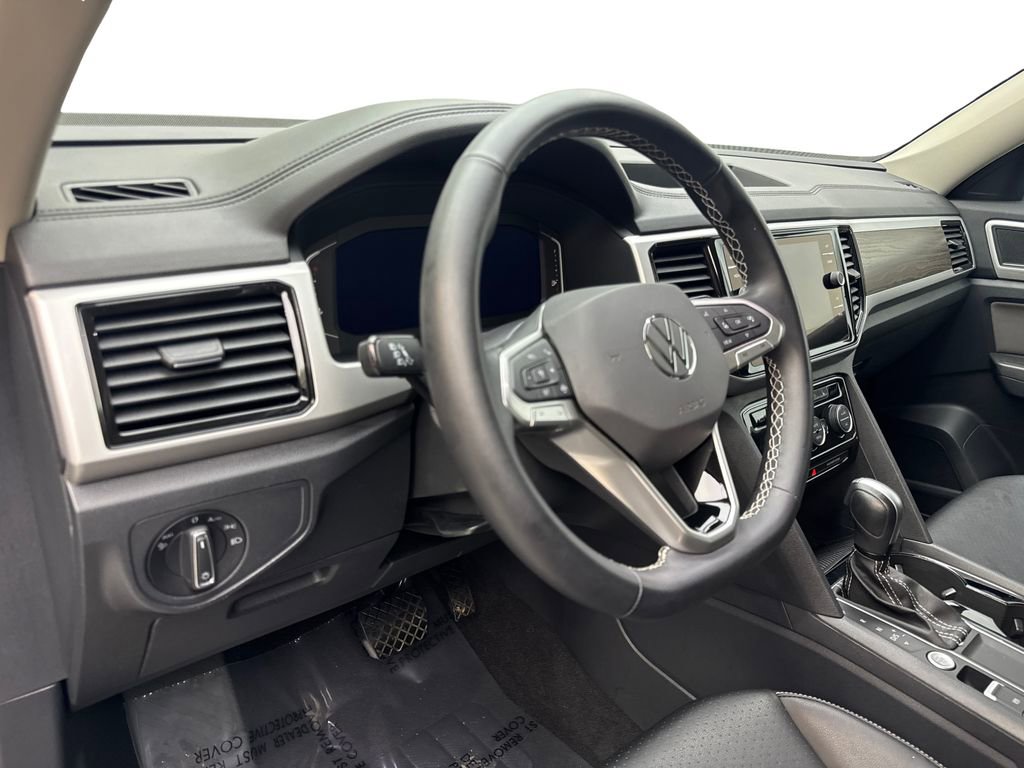 Used 2022 Volkswagen Atlas SE w/ Panoramic Sunroof Package FWD image 54