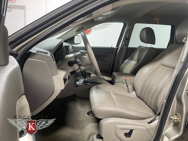 Used 2005 Jeep Grand Cherokee Laredo image 11