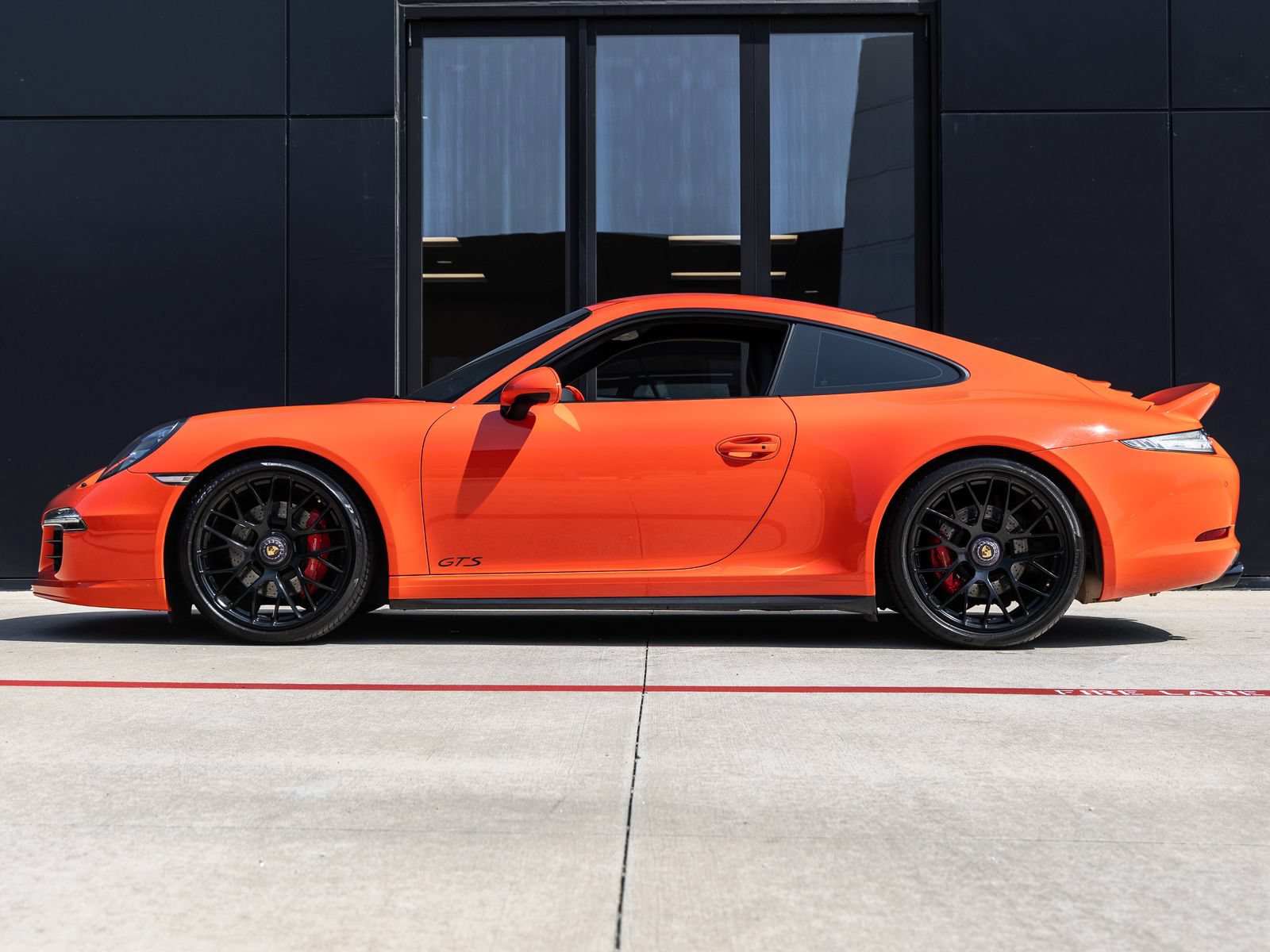 Certified 2016 Porsche 911 Carrera GTS RWD image 2