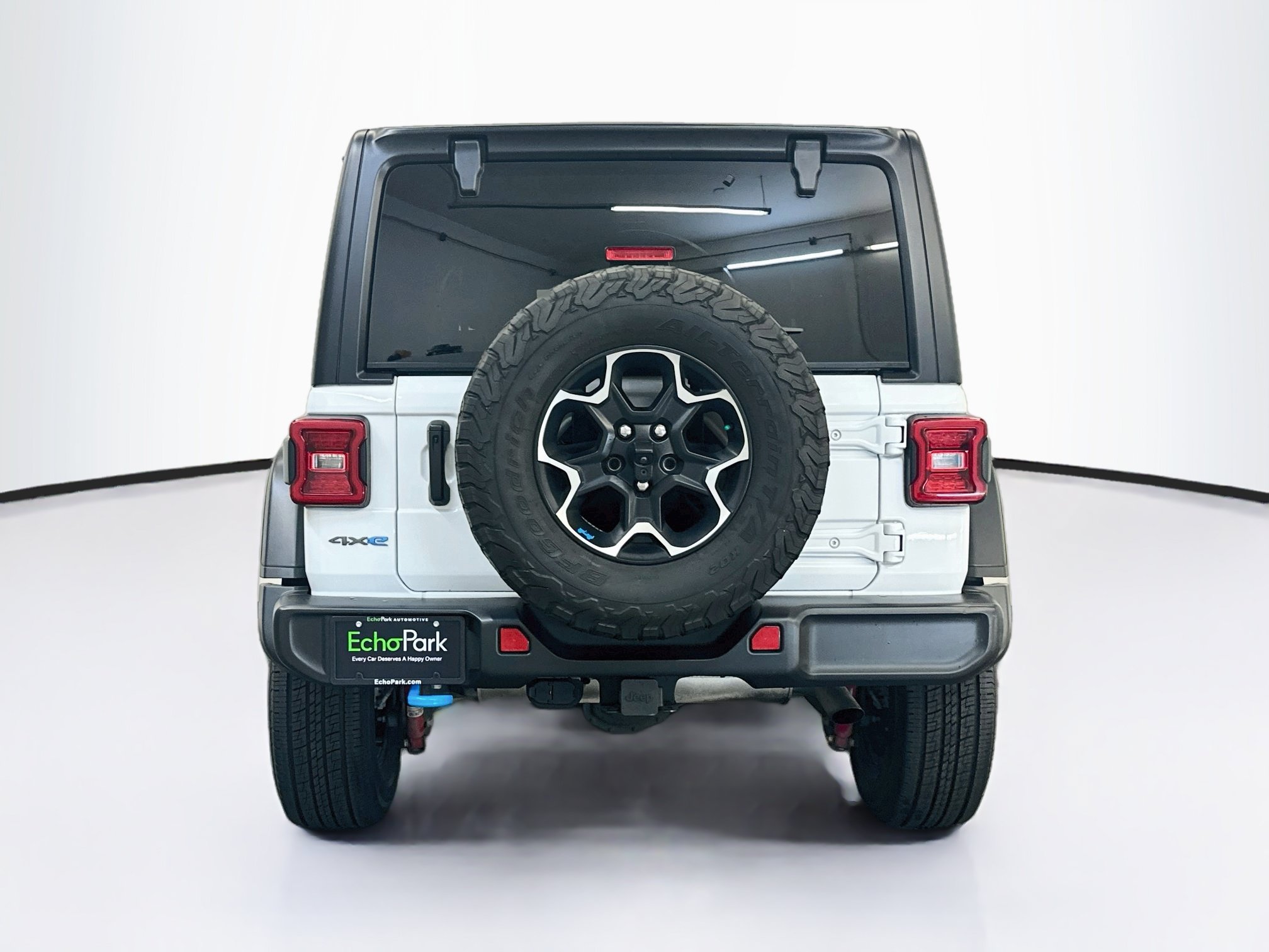 Used 2023 Jeep Wrangler Unlimited Rubicon 4xe w/ Cold Weather Group AWD/4WD image 7