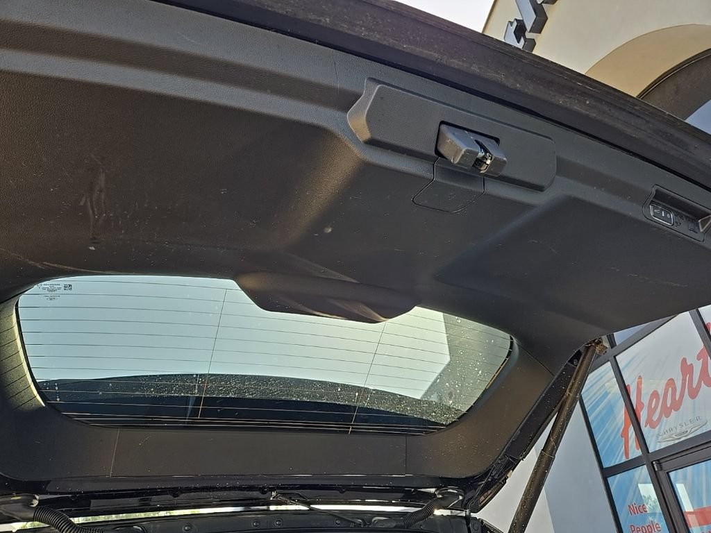 Used 2025 Ford Explorer ST-Line AWD/4WD image 96