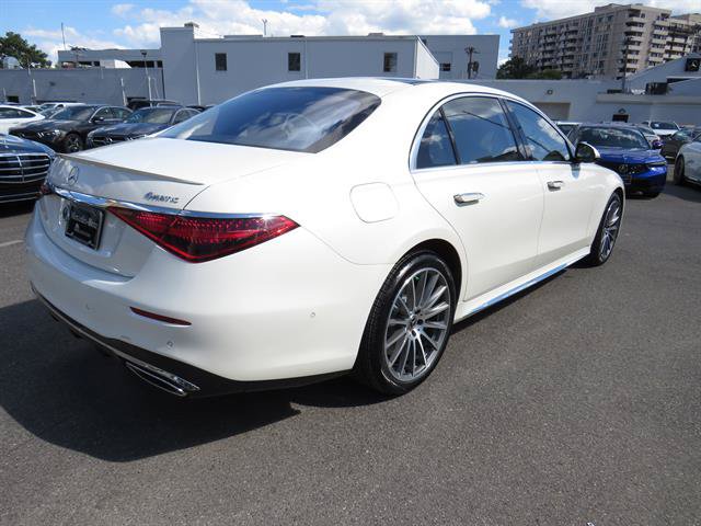 Certified 2022 Mercedes-Benz S 500 4MATIC w/ AMG Line Package image 4