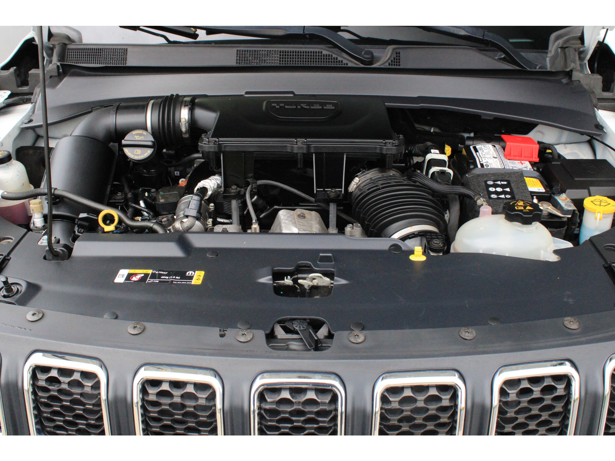 Certified 2023 Jeep Compass Latitude w/ Convenience Group AWD/4WD image 40