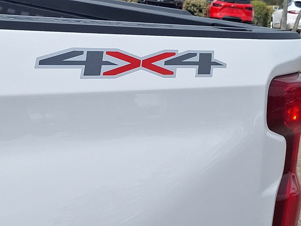 New 2026 Chevrolet Silverado 1500 RST w/ Redline Edition AWD/4WD image 18