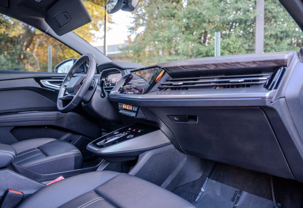 Used 2023 Audi Q4 e-tron Premium Plus w/ Premium Plus image 22