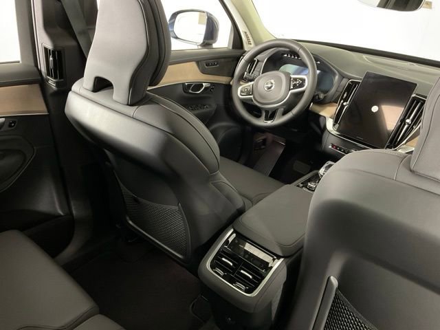 New 2026 Volvo XC90 B5 Plus image 34