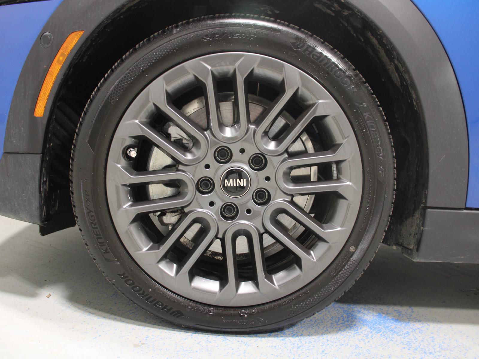 Certified 2025 MINI Cooper S image 21