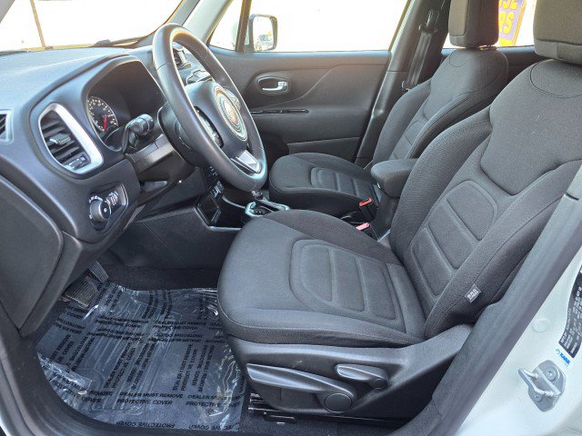 Used 2020 Jeep Renegade Latitude image 10