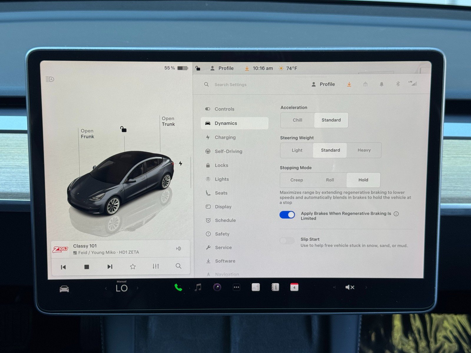 Used 2023 Tesla Model 3 Standard Range RWD image 23