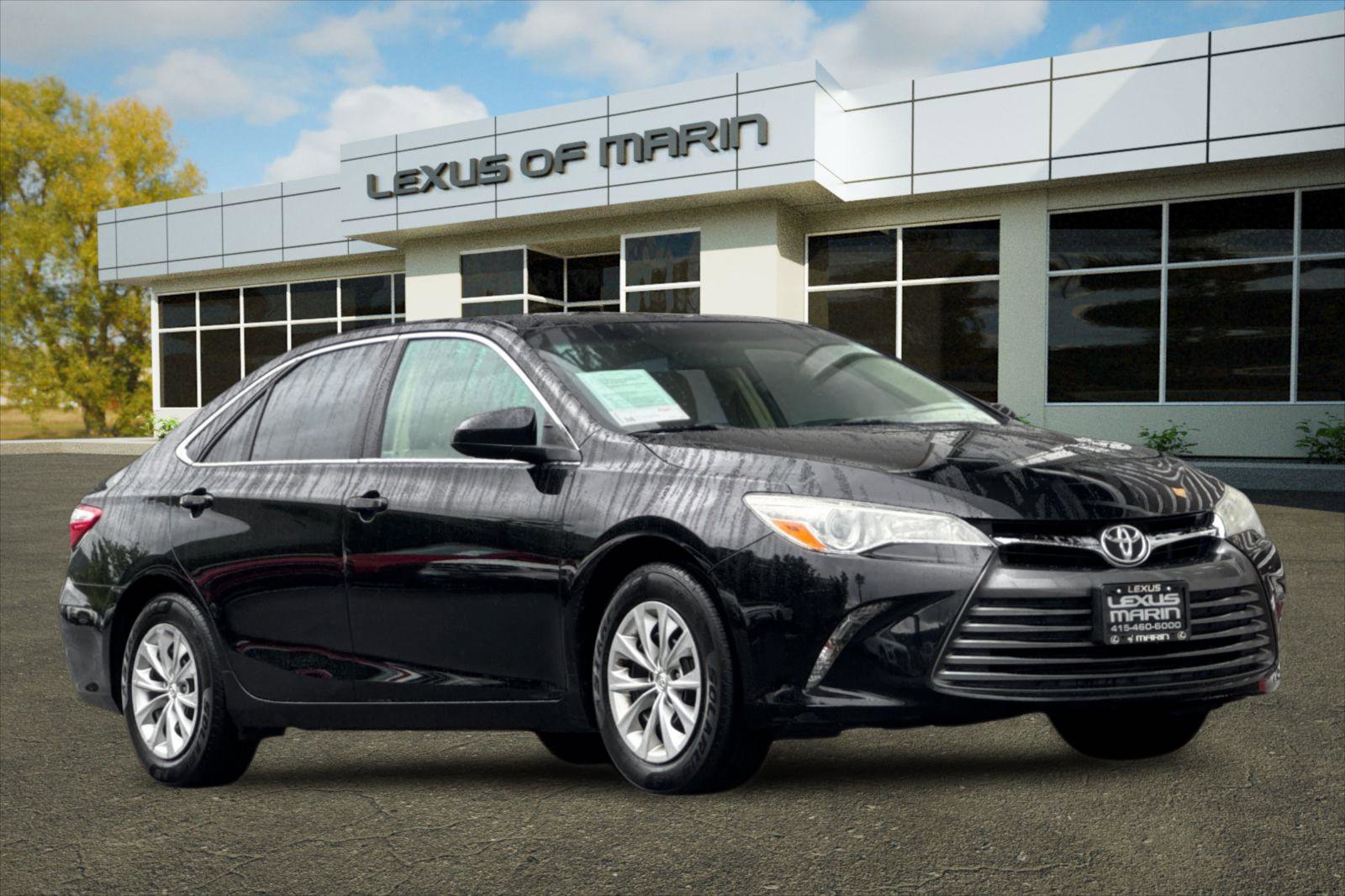 Used 2015 Toyota Camry LE FWD image 6