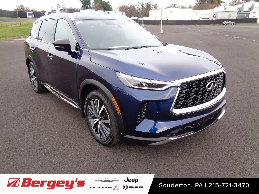 Used 2022 INFINITI QX60 Sensory w/ Vision Package image 1