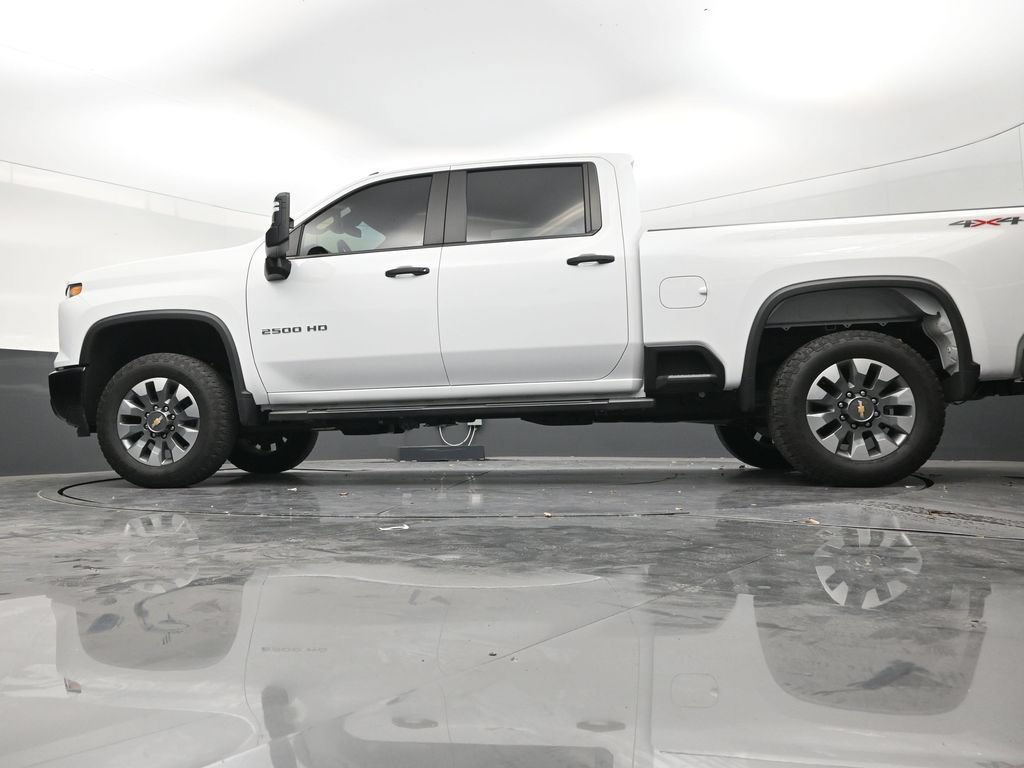 Used 2025 Chevrolet Silverado 2500 Custom w/ Custom Value Package AWD/4WD image 20