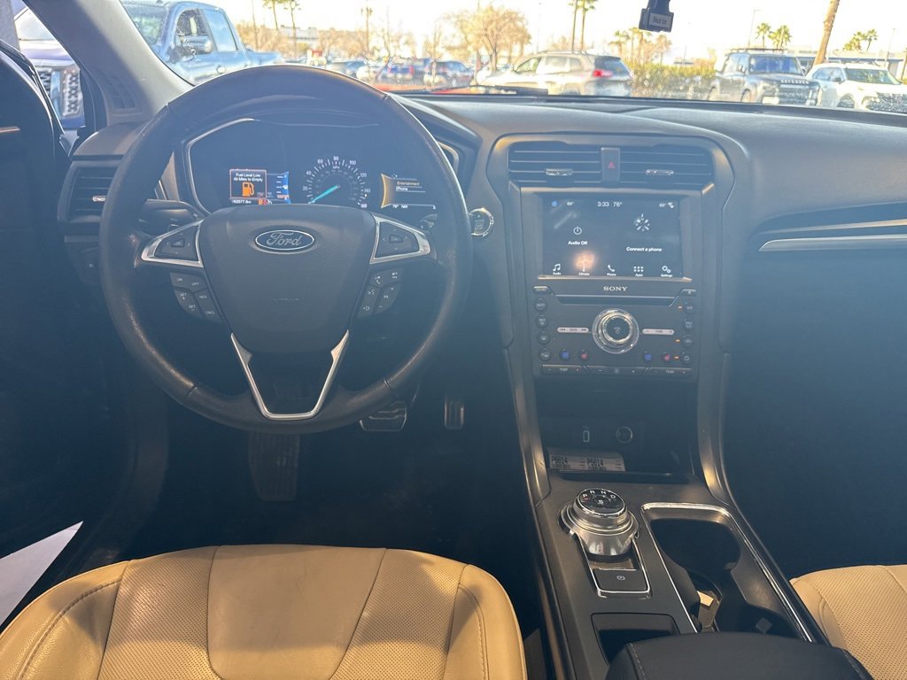 Used 2017 Ford Fusion Titanium image 18