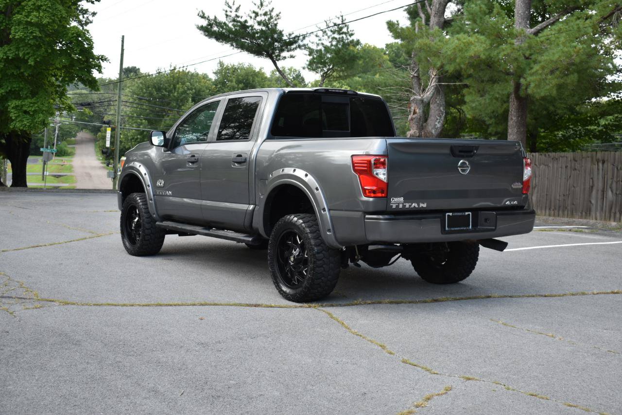 Used 2019 Nissan Titan S AWD/4WD image 4