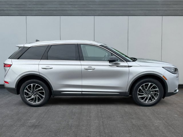 Used 2020 Lincoln Corsair AWD w/ Equipment Group 101A image 6