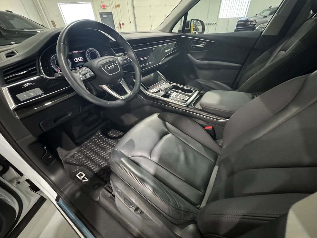 Used 2023 Audi Q7 2.0T Premium w/ Convenience Package image 10