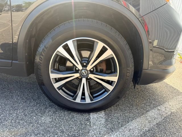 Used 2019 Nissan Rogue S AWD/4WD image 13
