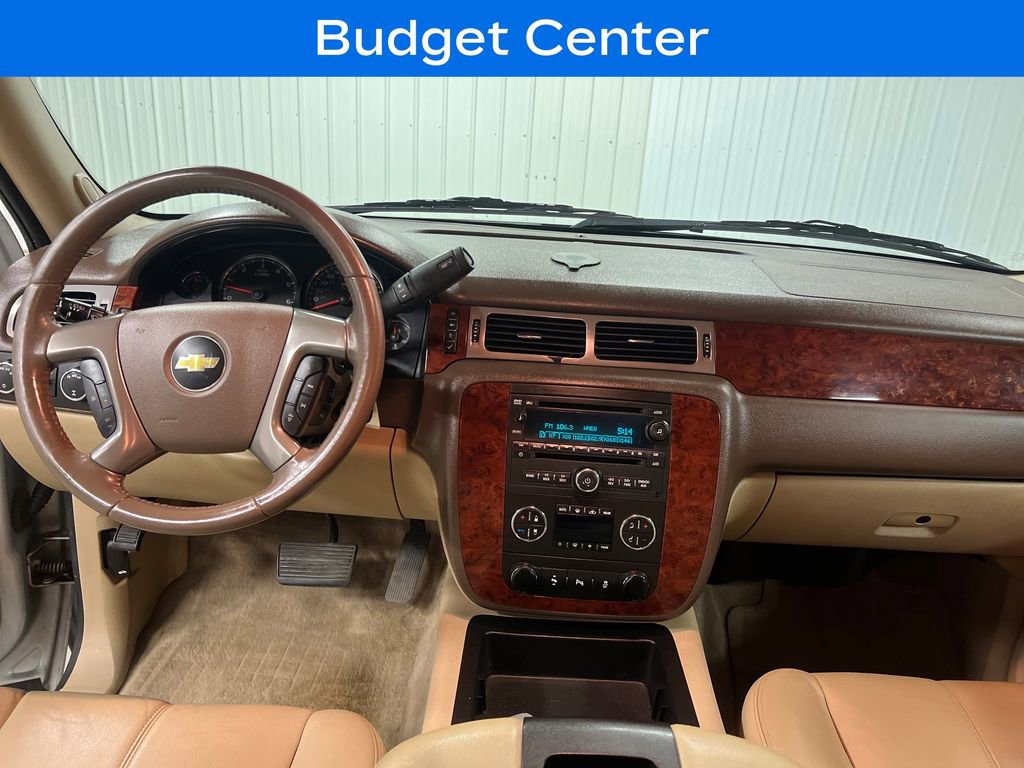 Used 2013 Chevrolet Tahoe LT w/ Luxury Package AWD/4WD image 17