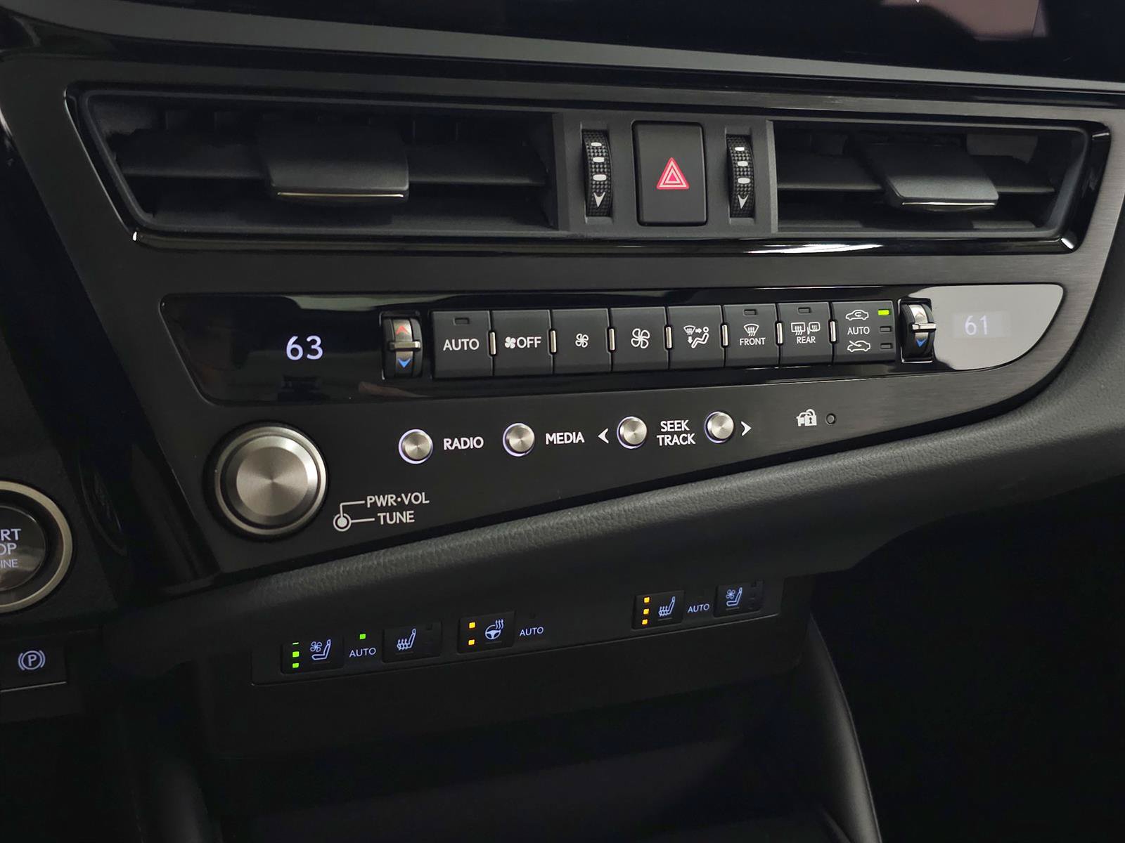 Used 2025 Lexus ES 350 w/ Premium Package FWD image 28