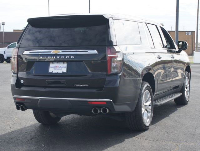 Used 2024 Chevrolet Suburban Premier RWD image 19