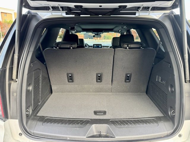 Used 2024 Chevrolet Tahoe LT w/ Luxury Package image 16