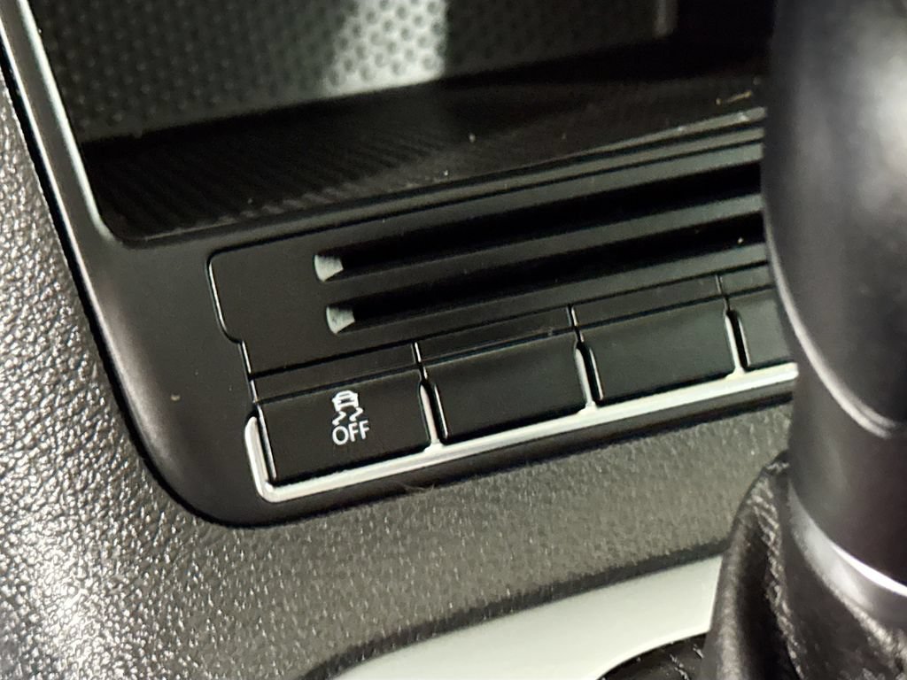 Used 2018 Volkswagen Tiguan Limited AWD/4WD image 19