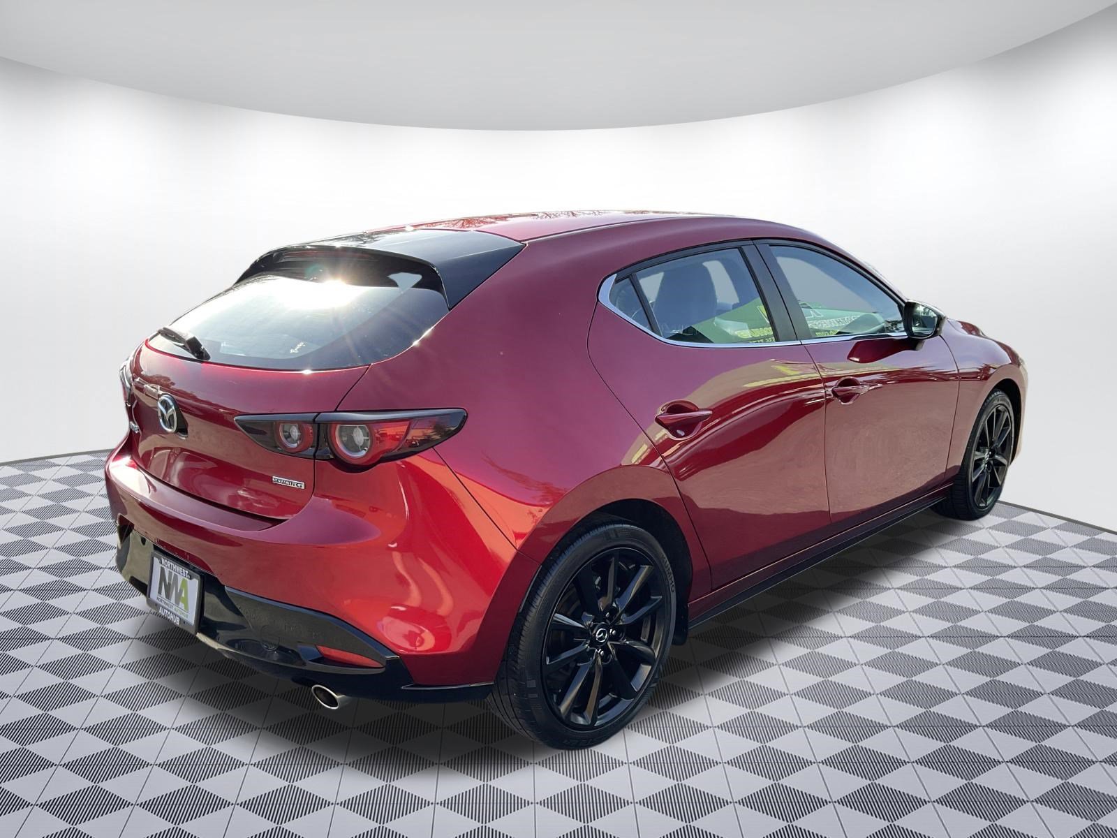 Used 2024 MAZDA MAZDA3 s FWD image 3