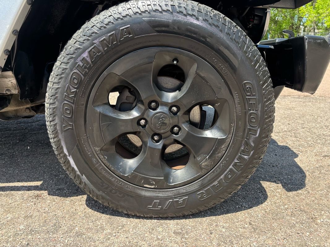 Used 2014 Jeep Wrangler Sahara w/ Connectivity Group image 9