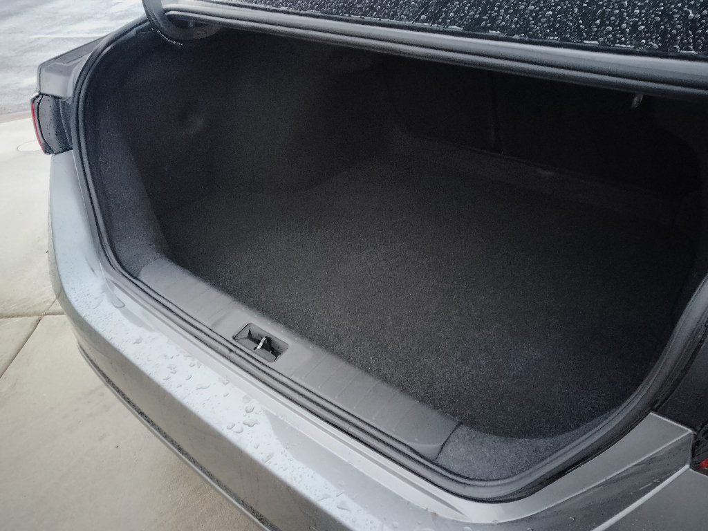 Used 2023 Nissan Sentra SV FWD image 13