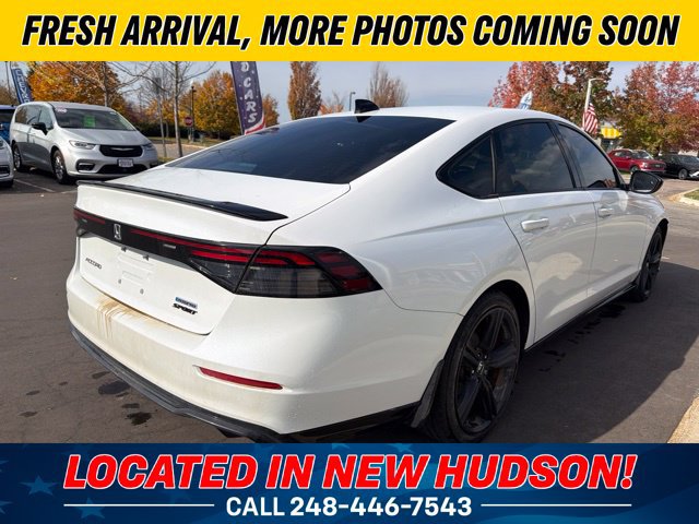 Used 2025 Honda Accord Sport image 3
