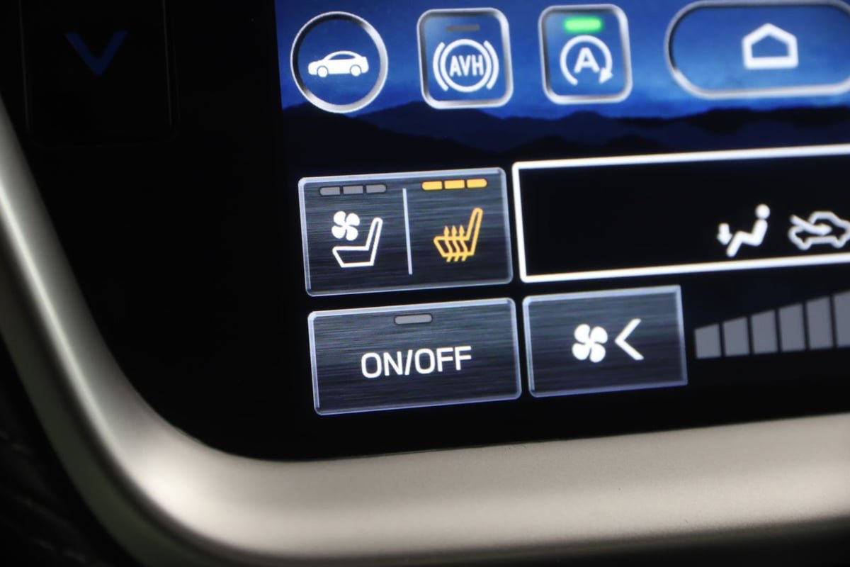 Used 2024 Subaru Outback Touring XT w/ Popular Package #2 image 8