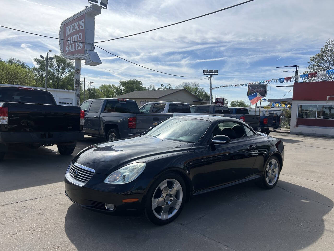 Used 2002 Lexus SC 430 Convertible RWD image 2