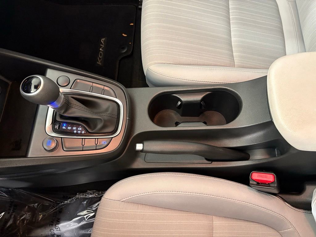 Used 2023 Hyundai Kona SEL image 32