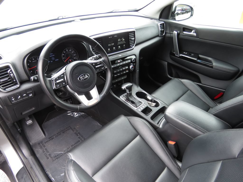 Used 2021 Kia Sportage EX AWD/4WD image 11