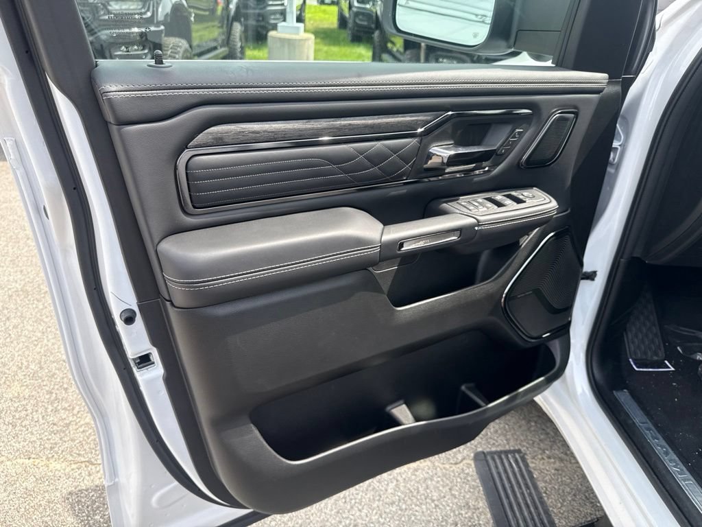 New 2026 RAM 1500 Limited AWD/4WD image 17