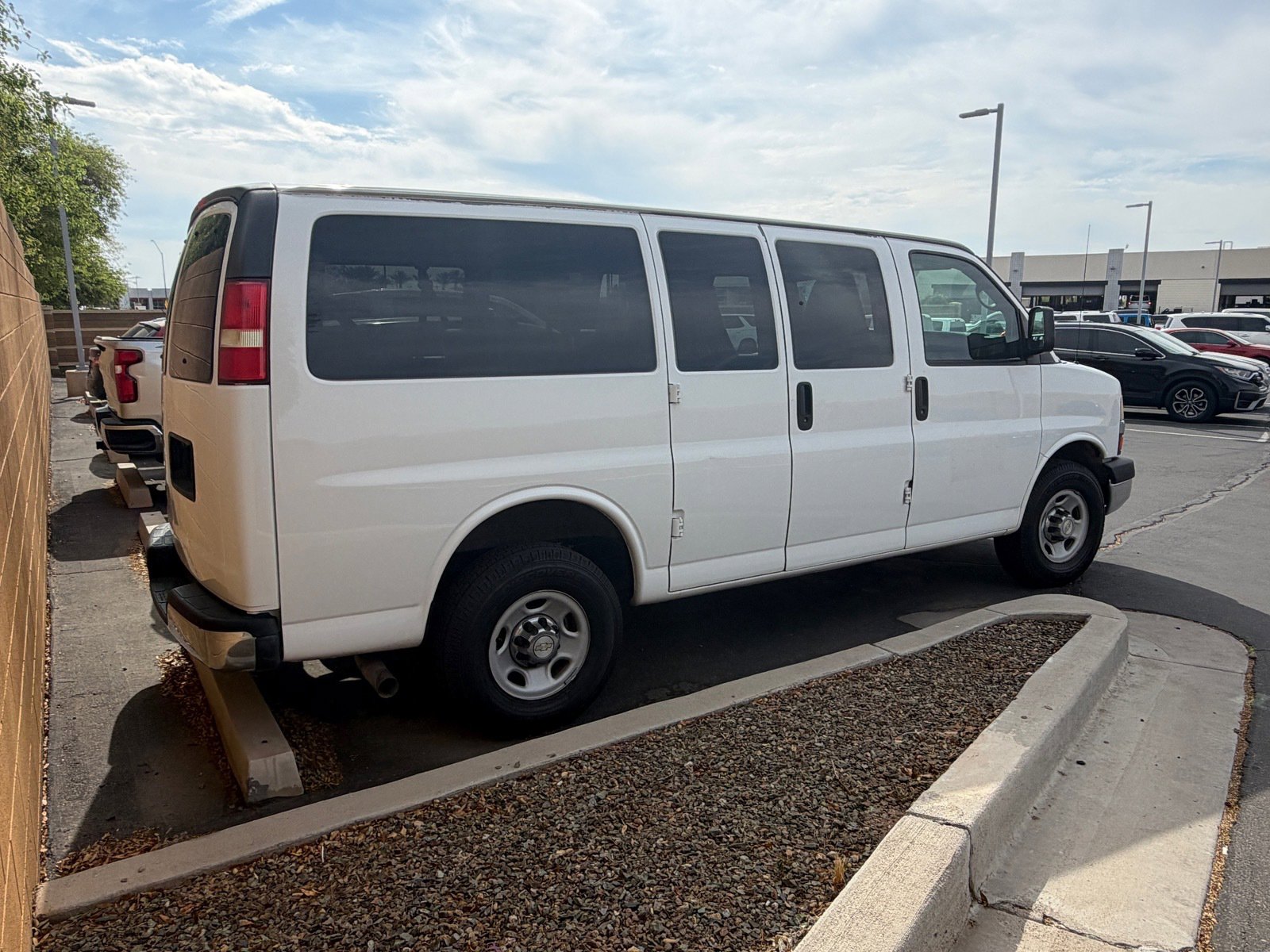 Used 2013 Chevrolet Express 2500 LT w/ LT Preferred Equipment Group RWD image 3