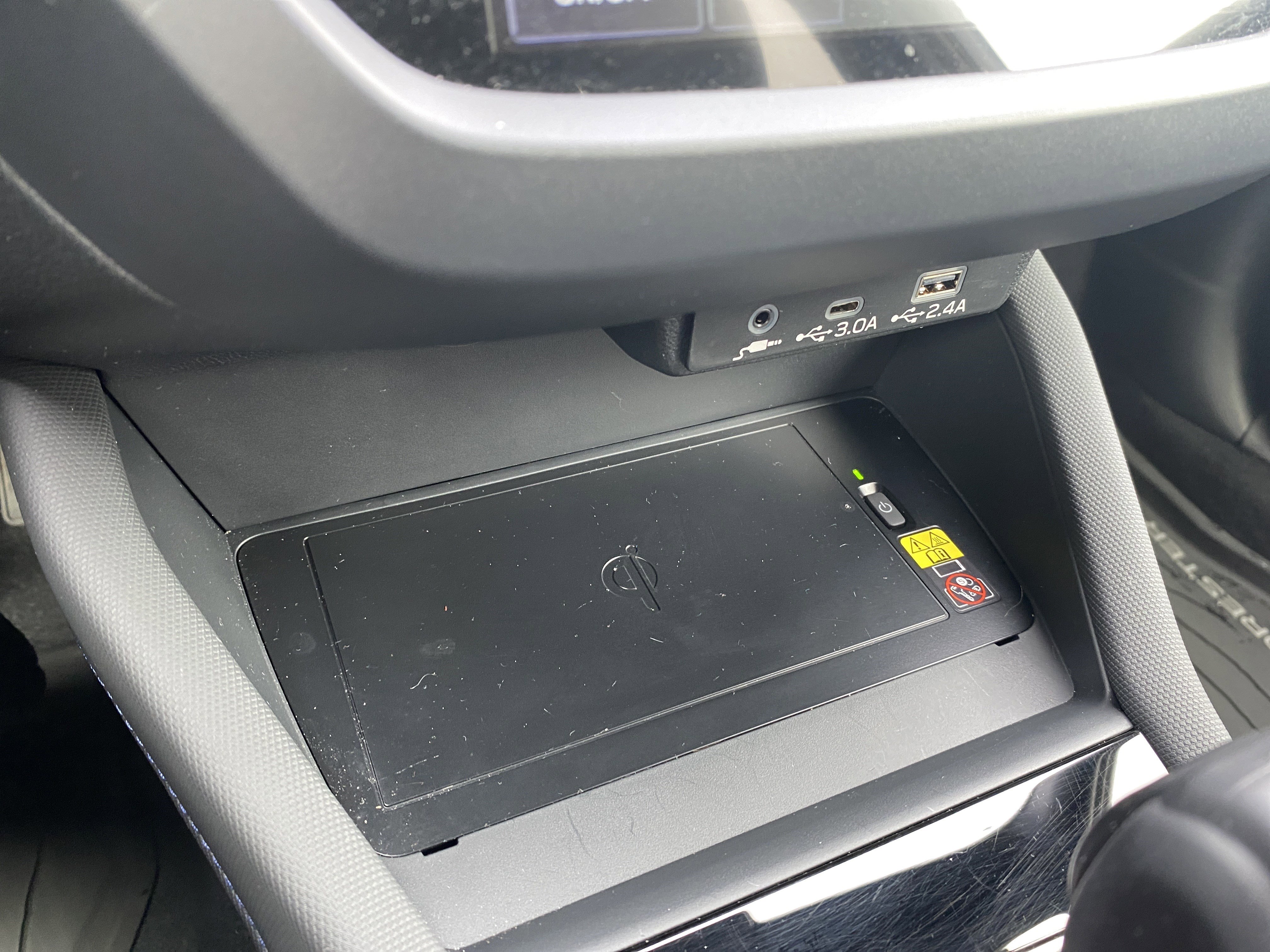 Used 2025 Subaru Forester Limited image 33