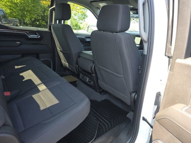 Used 2022 Chevrolet Silverado 1500 RST w/ LPO, Dark Essentials Package AWD/4WD image 15