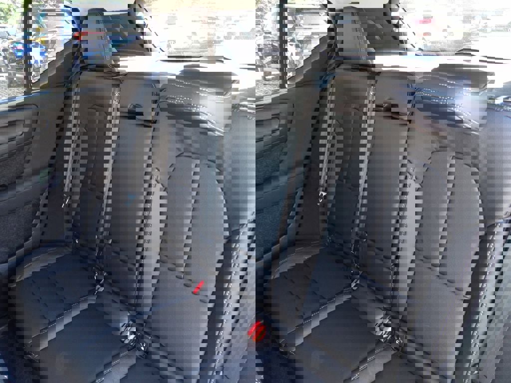 New 2026 Volvo XC40 B4 Core w/ Climate Package image 23