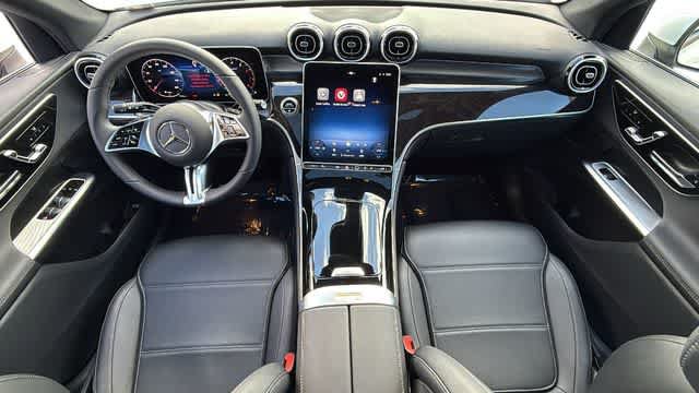 Used 2026 Mercedes-Benz GLC 300 4MATIC image 5