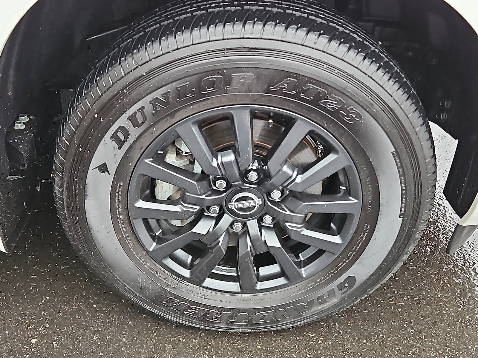 Certified 2025 Nissan Armada SV image 7