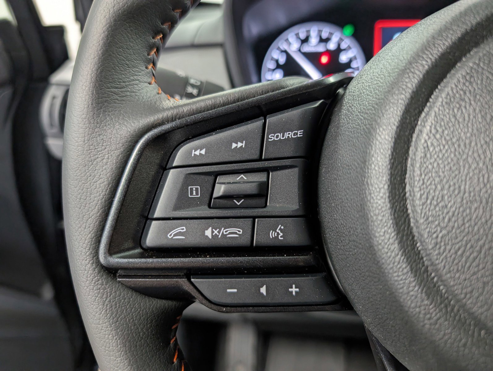 Certified 2025 Subaru Crosstrek 2.5i Limited w/ Popular Package #3A image 17