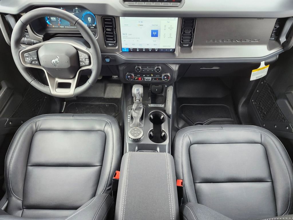 New 2025 Ford Bronco Badlands image 12