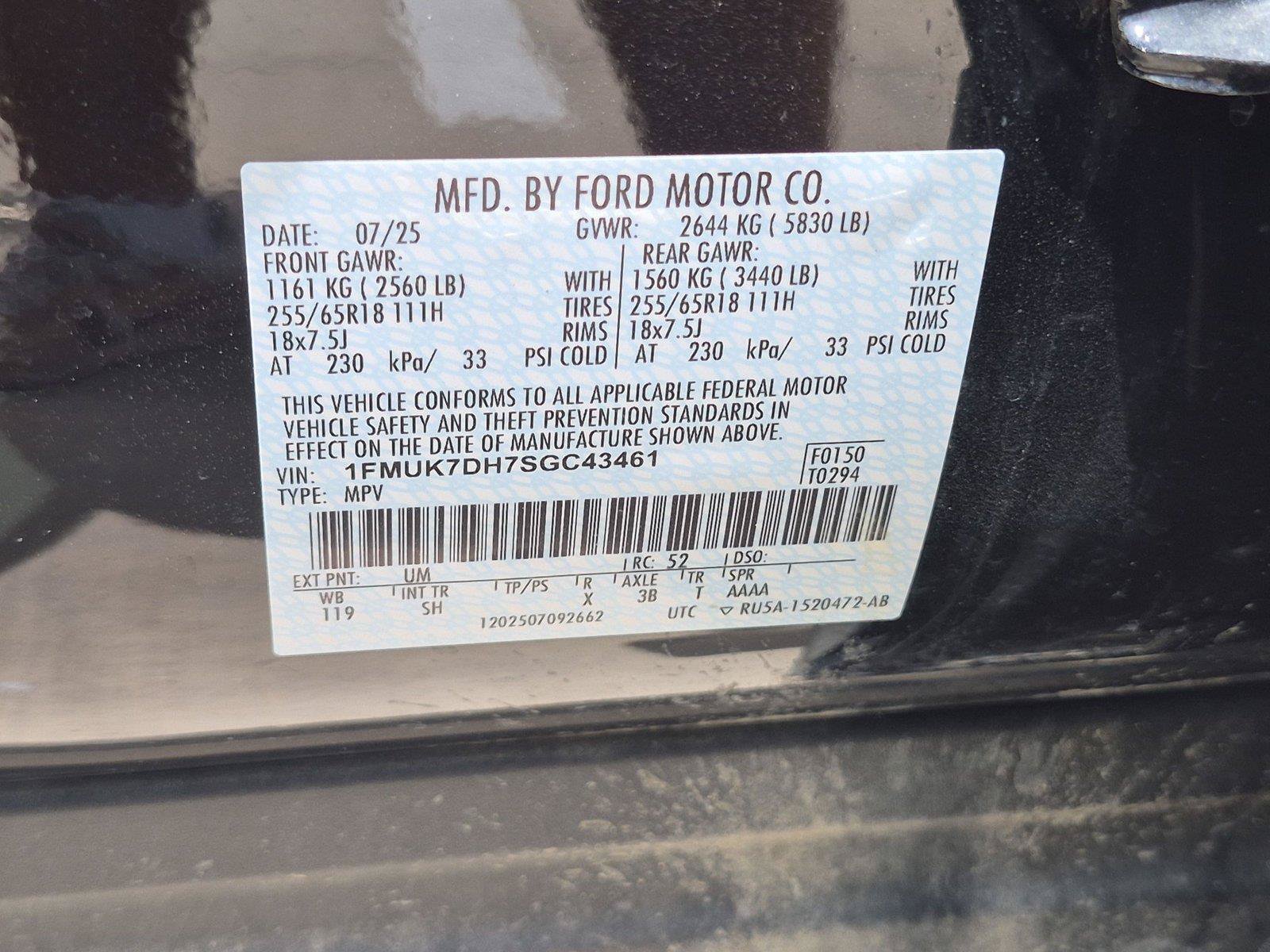 Used 2025 Ford Explorer Active w/ Active Comfort Package RWD image 26