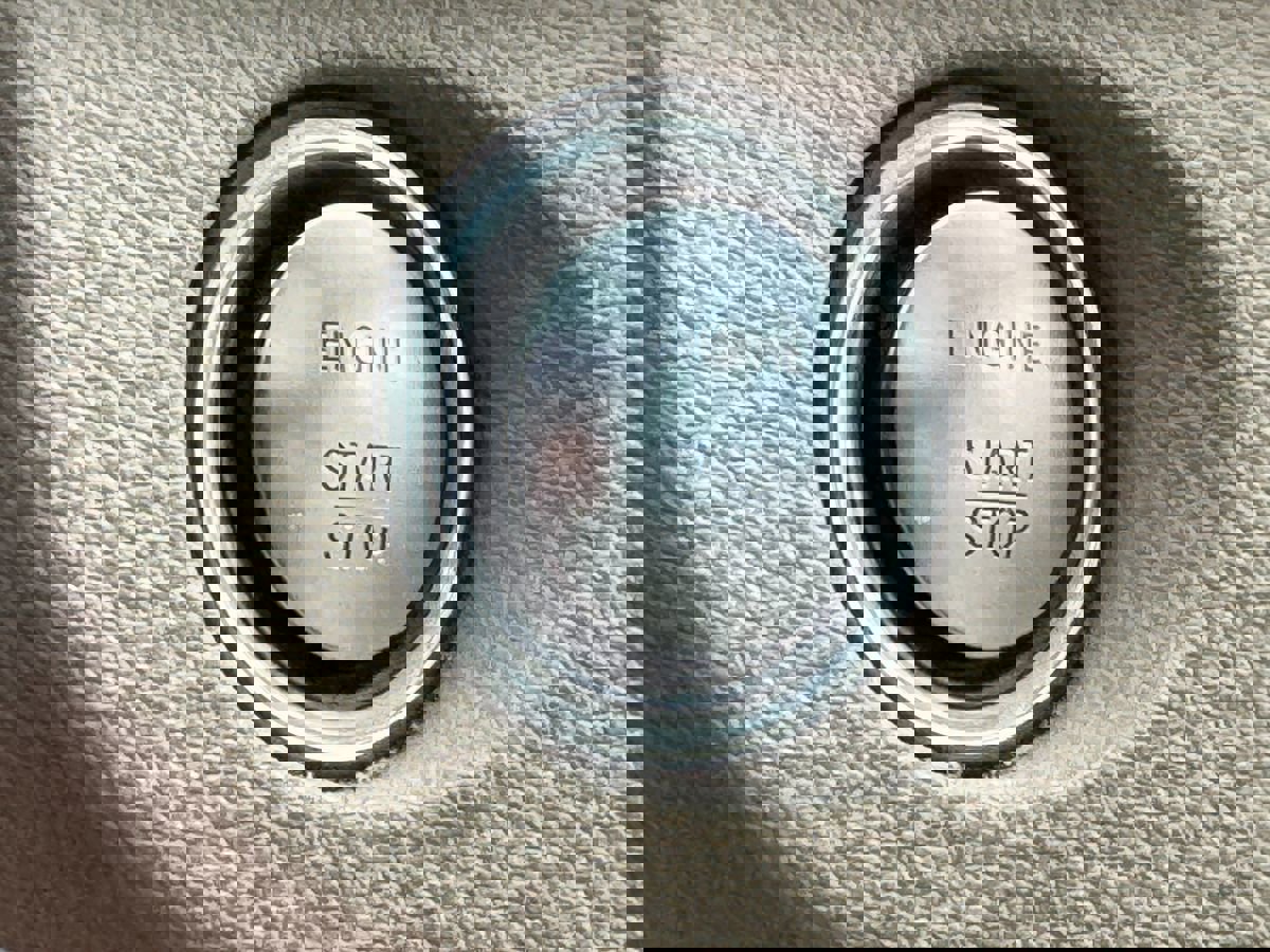 Used 2011 Mercedes-Benz E 550 Sedan image 45