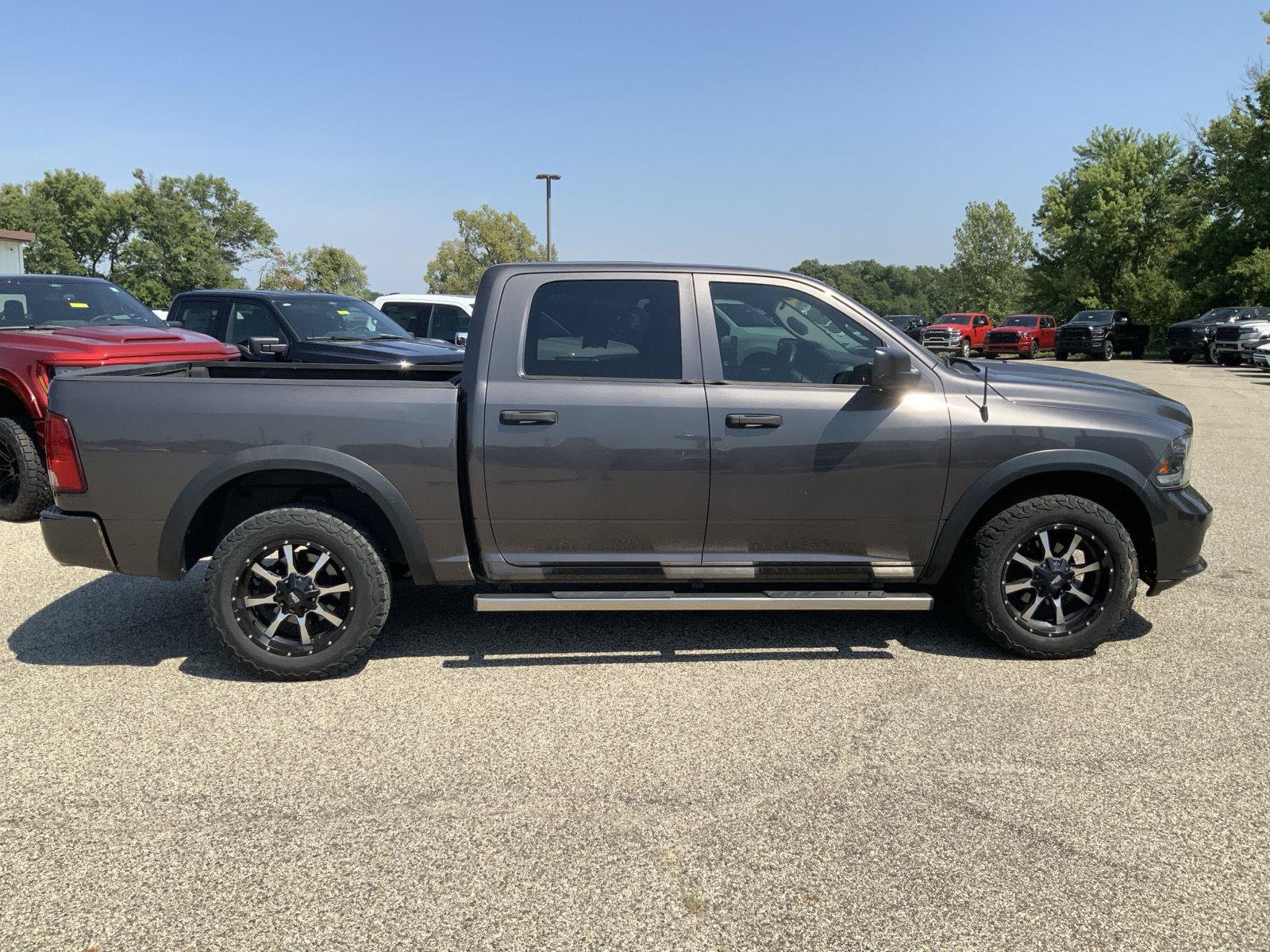 Used 2014 RAM 1500 Express AWD/4WD image 12