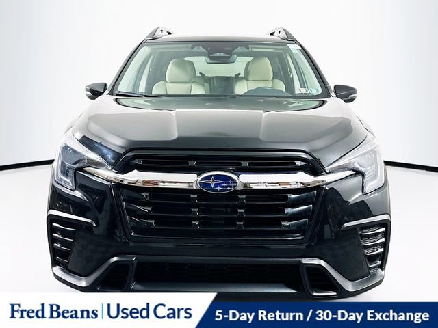 Used 2023 Subaru Ascent Premium w/ Convenience Package image 2