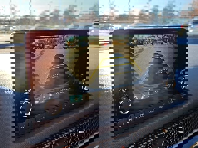 Used 2022 Honda Civic EX-L image 24