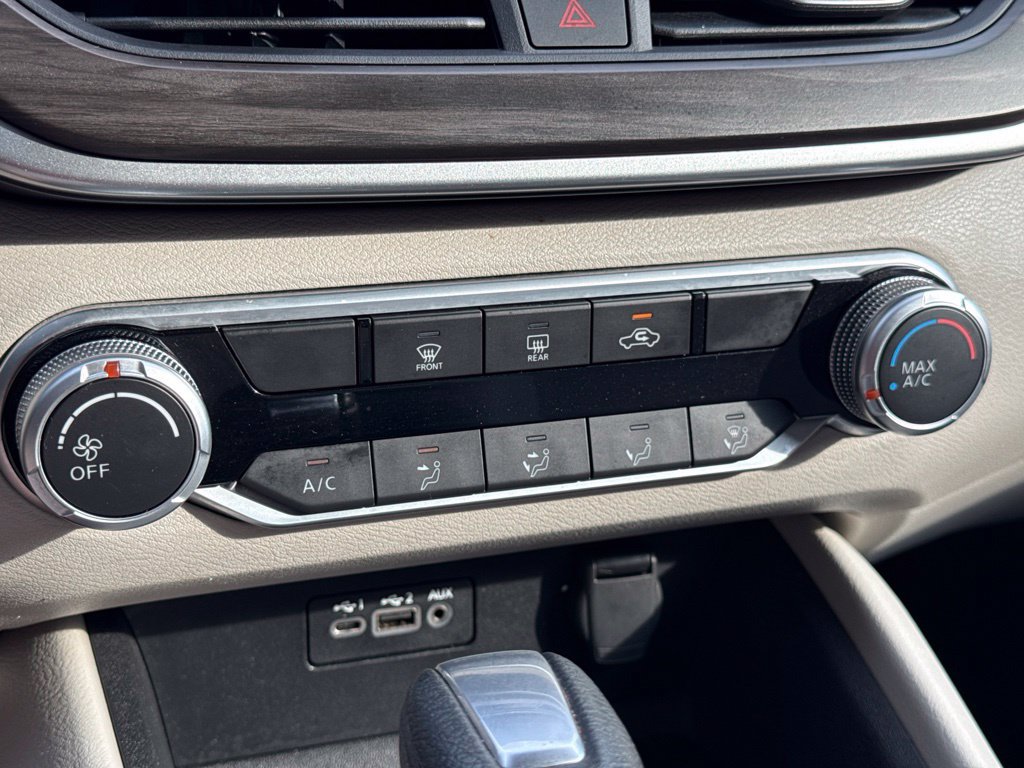 Certified 2025 Nissan Altima 2.5 SV FWD image 27